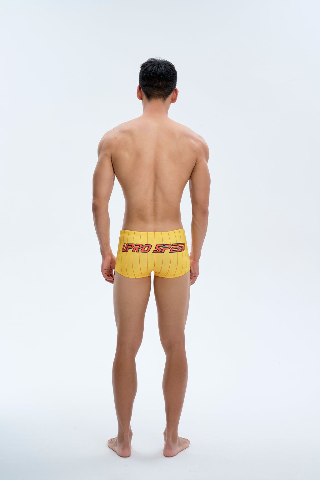 UPRO Boxer de bain homme square cut American Stripe – porté en studio, photo 3 sur 3