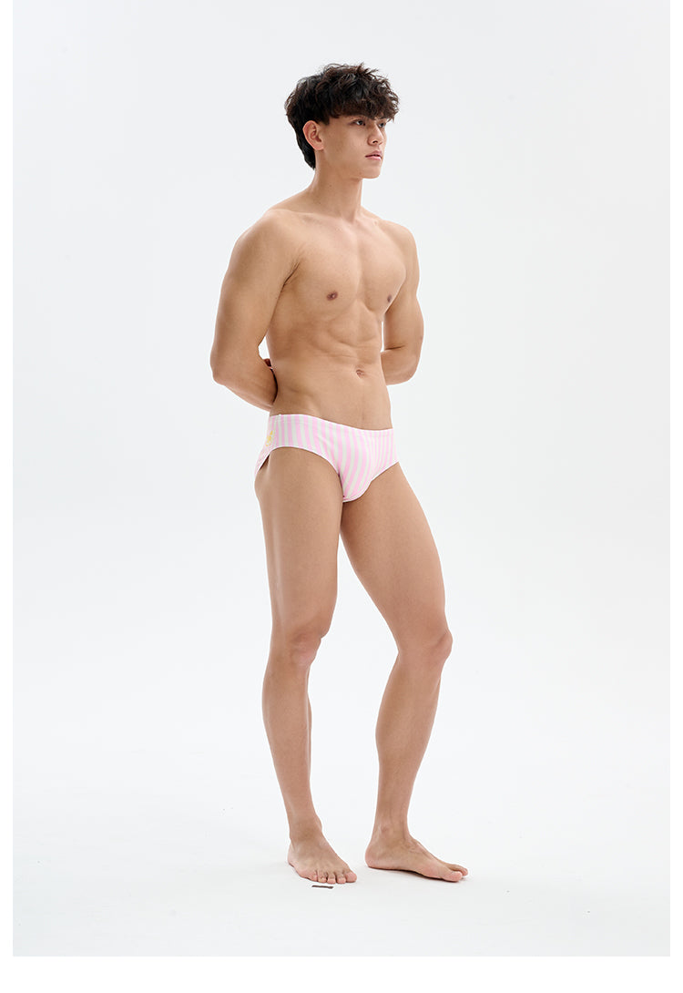 UPRO Slip de bain homme rayé rose motif citron – porté en studio, photo 1 sur 3
