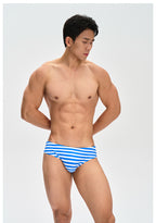 UPRO Gestreifter Badeslip Herren mit Kordelzug – Passform-Detail im Studio, Foto 1 von 2